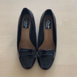 Clarks heeled loafer